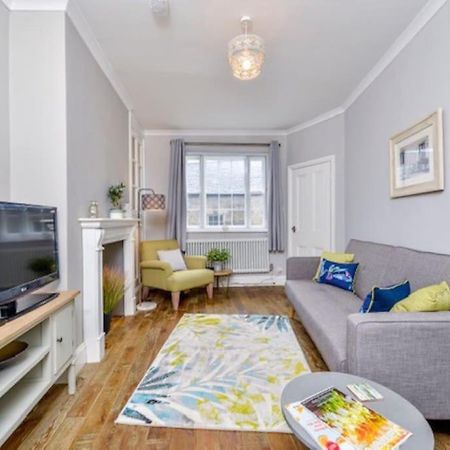 Victorian Townhouse - Stamford Centre - 2 Big Bedrooms, Living Room Kitchen Etc Tastefully Decorated Ngoại thất bức ảnh