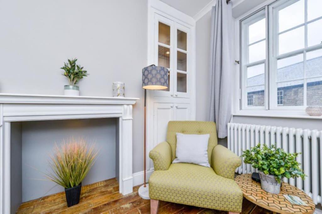 Victorian Townhouse - Stamford Centre - 2 Big Bedrooms, Living Room Kitchen Etc Tastefully Decorated Ngoại thất bức ảnh